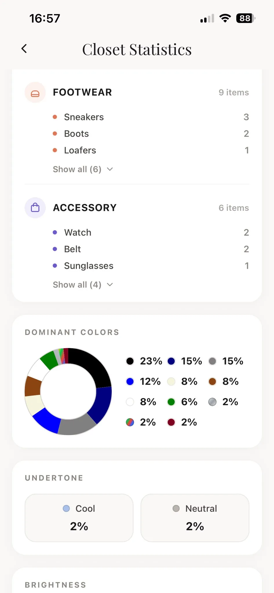 The Modesona closet statistics screen listing footwear and accessory counts above a dominant colours chart and undertone split.